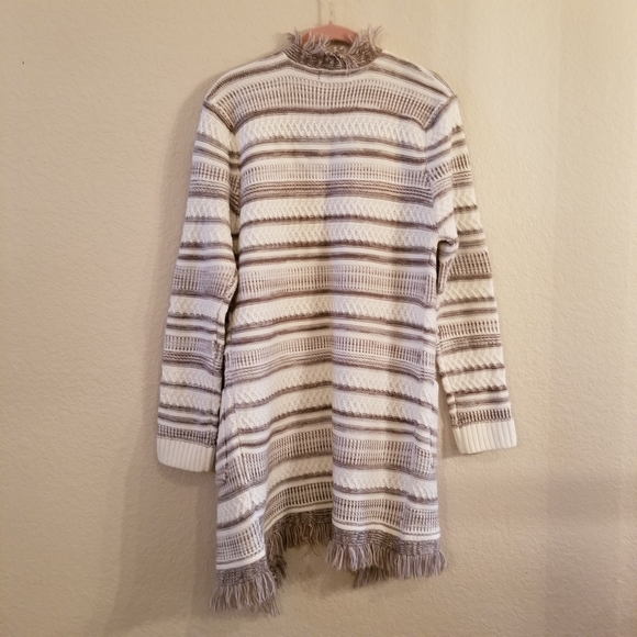 VERY J Boho Stripe Fringe Cardigan Sweater Size Small - Picture 6 of 8